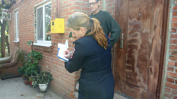 В Западном округе прошло рейдовое мероприятие с целью выявления семей, находящихся в социально опасном положении