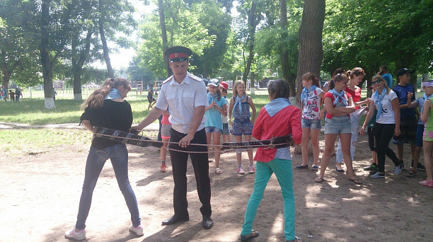Казачьи игры в детском пришкольном лагере  СОШ № 61