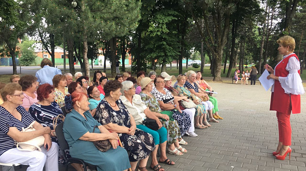 Заместитель председателя городской Думы Краснодара Галина Ермакова отчиталась перед активом жителей Прикубанского округа о проделанной работе