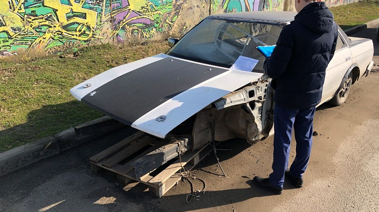 В Западном округе продолжаются рейды по выявлению брошенного автотранспорта