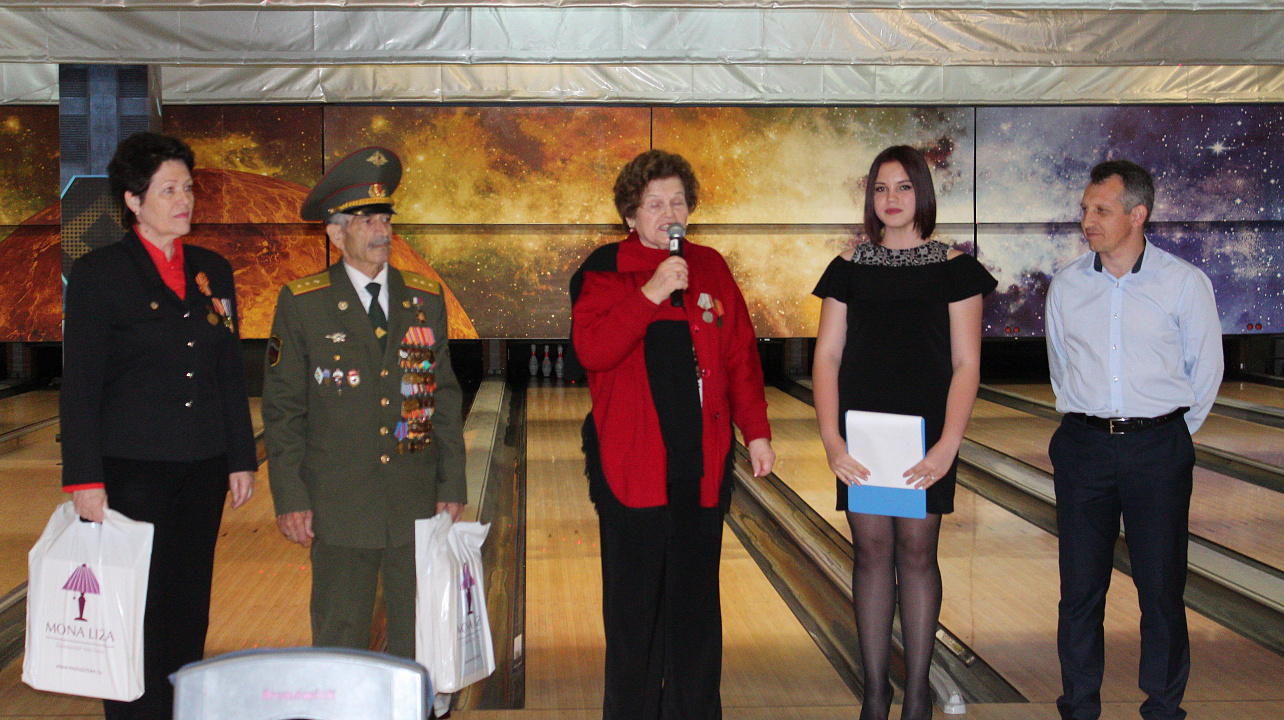 Команда приборного завода «Каскад» - лучшая в боулинге