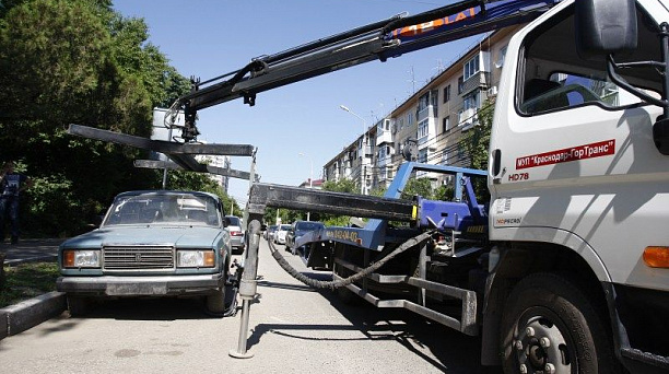 Информация об эвакуированных с улиц Краснодара автомобилях  доступна в интернете