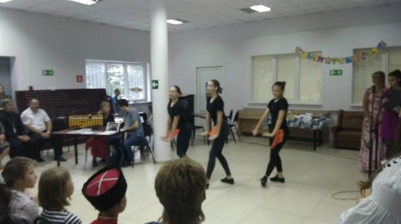 Открытие Клуба «Мамы Казачки» прошло накануне дня образования Краснодарского края.jpg