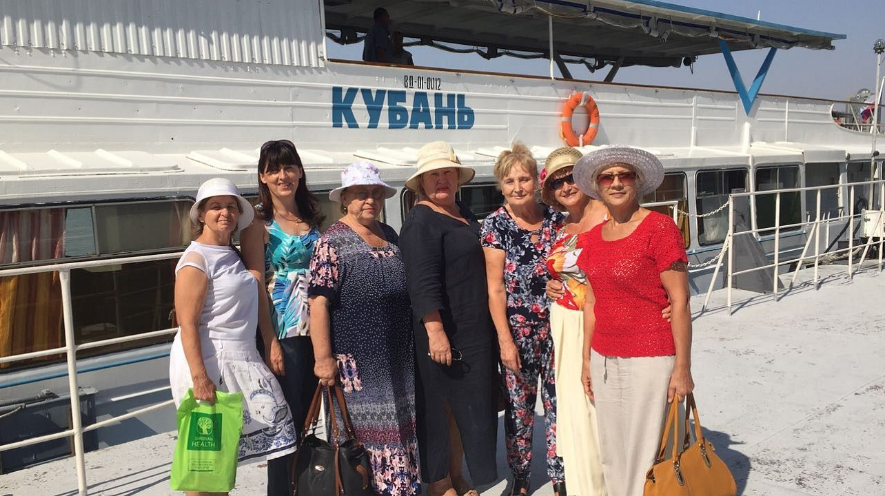 Общественники Прикубанского округа побывали на экскурсии по реке Кубань