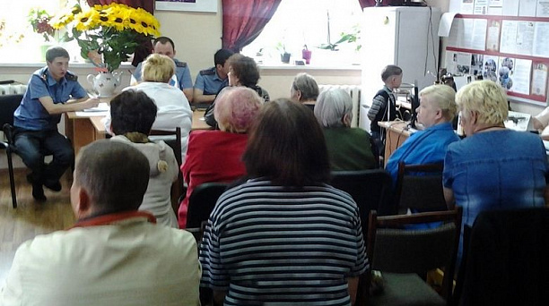 Встреча руководителей органов ТОС с оперуполномоченными участковыми полиции