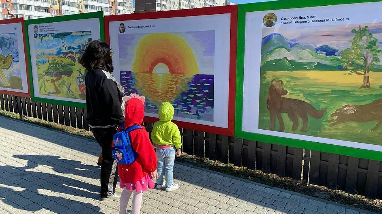 В Западном округе поддержали общественную инициативу по творческому развитию детей_ _ _.jpg