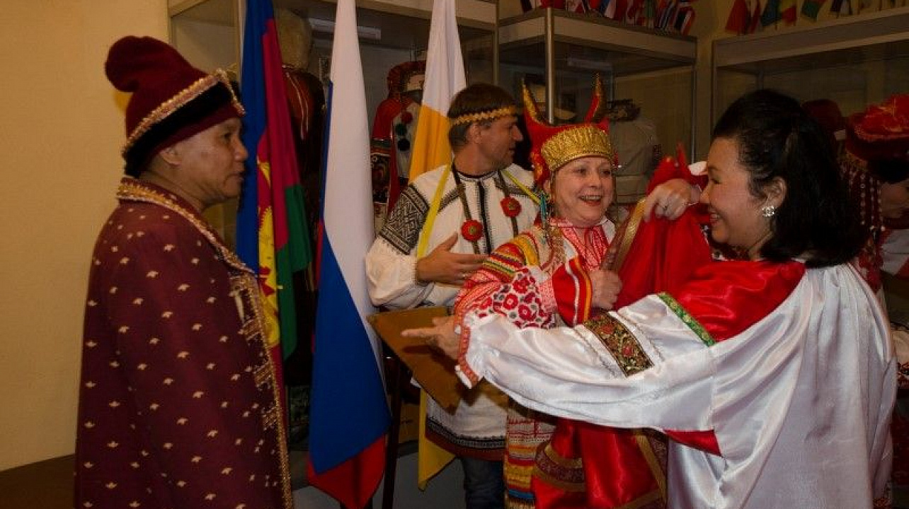 Гости из Таиланда посетили заседание клуба интернациональной дружбы (4).jpg