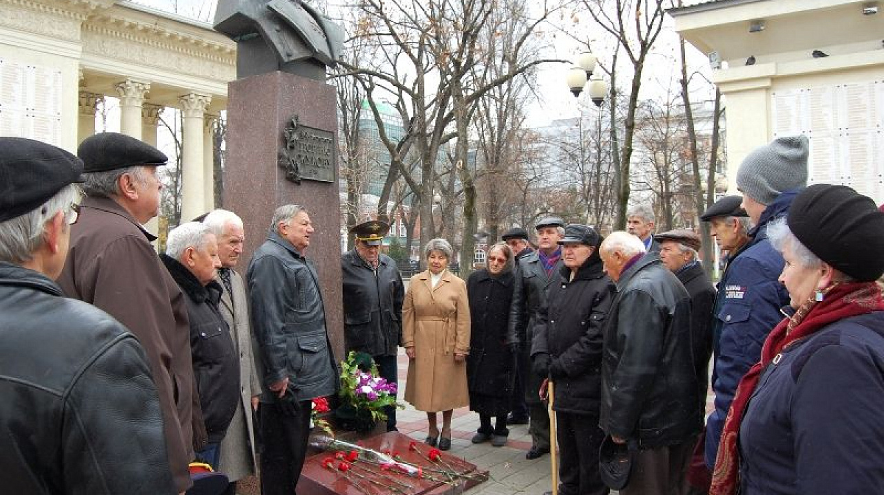 В Центральном округе почтили память маршала Победы Георгия Константиновича Жукова
