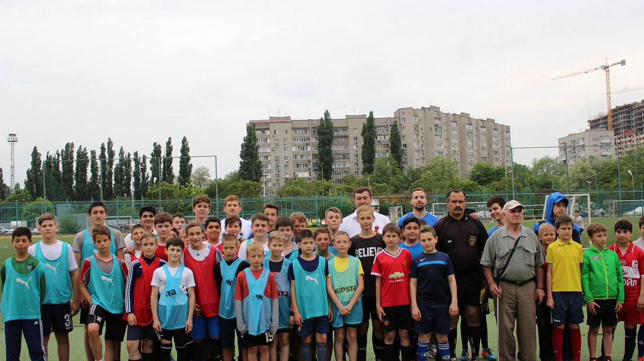 В Краснодаре завершился весенний турнир по мини-футболу среди дворовых команд