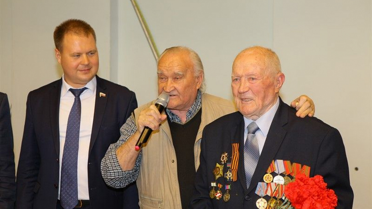 В Краснодаре прошел турнир по волейболу, посвященный Дню Победы и 95-летию волейбола России.jpg