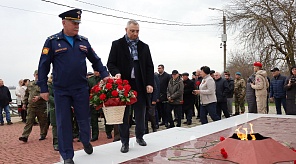 В честь 83-й годовщины освобождения Республики Адыгея от немецко-фашистских захватчиков прошли памятные мероприятия, в которых приняла участие делегация из Краснодара