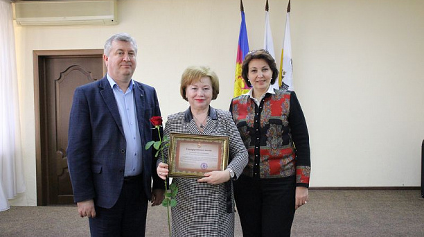 В администрации Центрального округа прошел торжественный прием, посвященный 105-летнему юбилею комиссии по делам несовершеннолетних и защите их прав