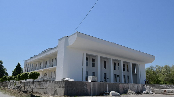 Глава Краснодара потребовал привлечь к ответственности сорвавшего сроки ремонта ДК в посёлке Лорис подрядчика