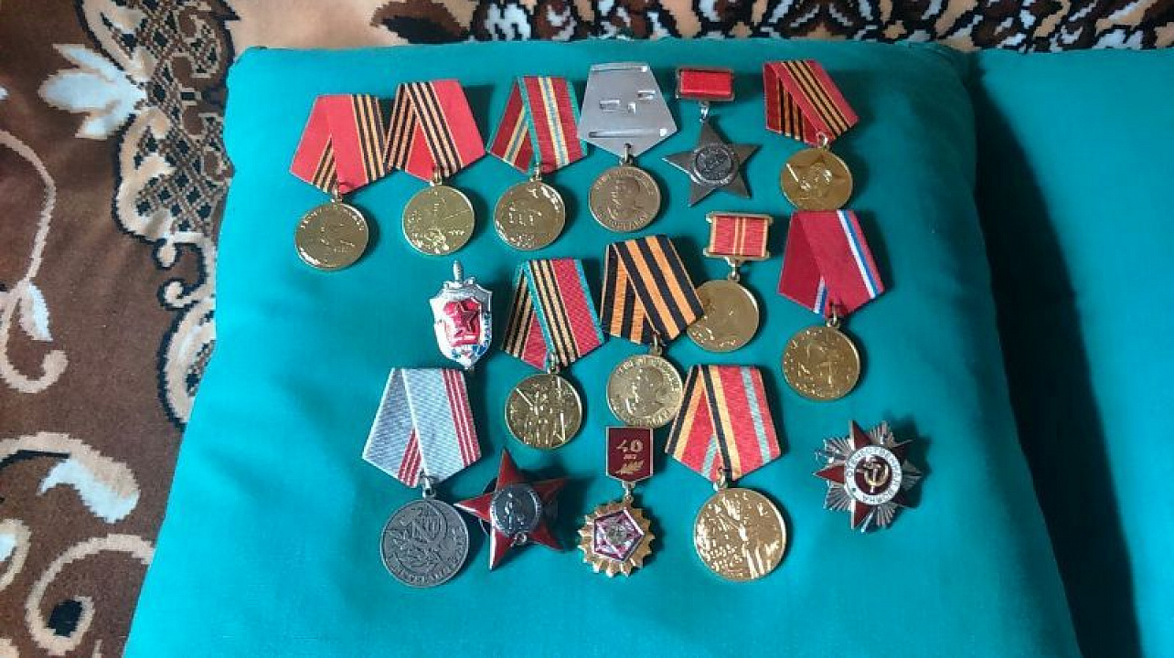 В Центральном округе участницу Сталинградской битвы Малышко Марию Андреевну поздравили на дому