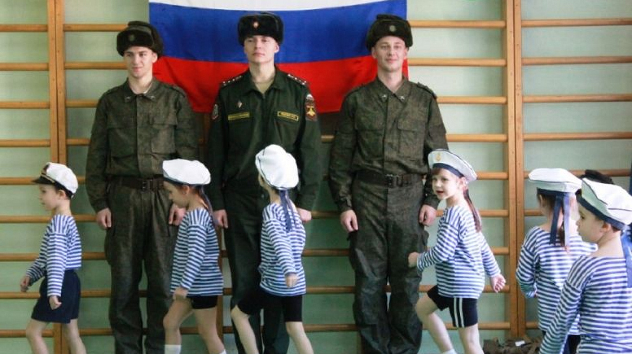 В детском саду № 115 прошла военно-спортивная игра