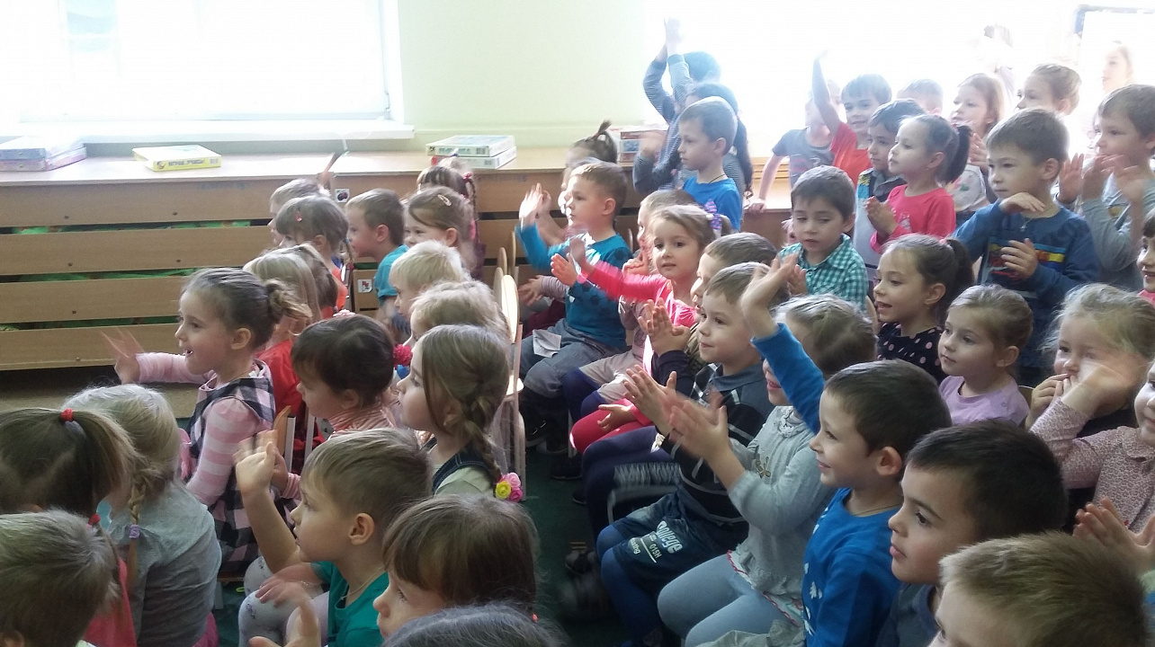 В детском саду Западного округа провели театрализованное представление