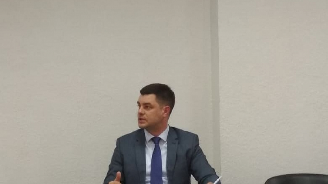 На встрече с главой Прикубанки Александром Журавлевым активисты молодежного совета презентовали свою работу и поделились планами на будущее