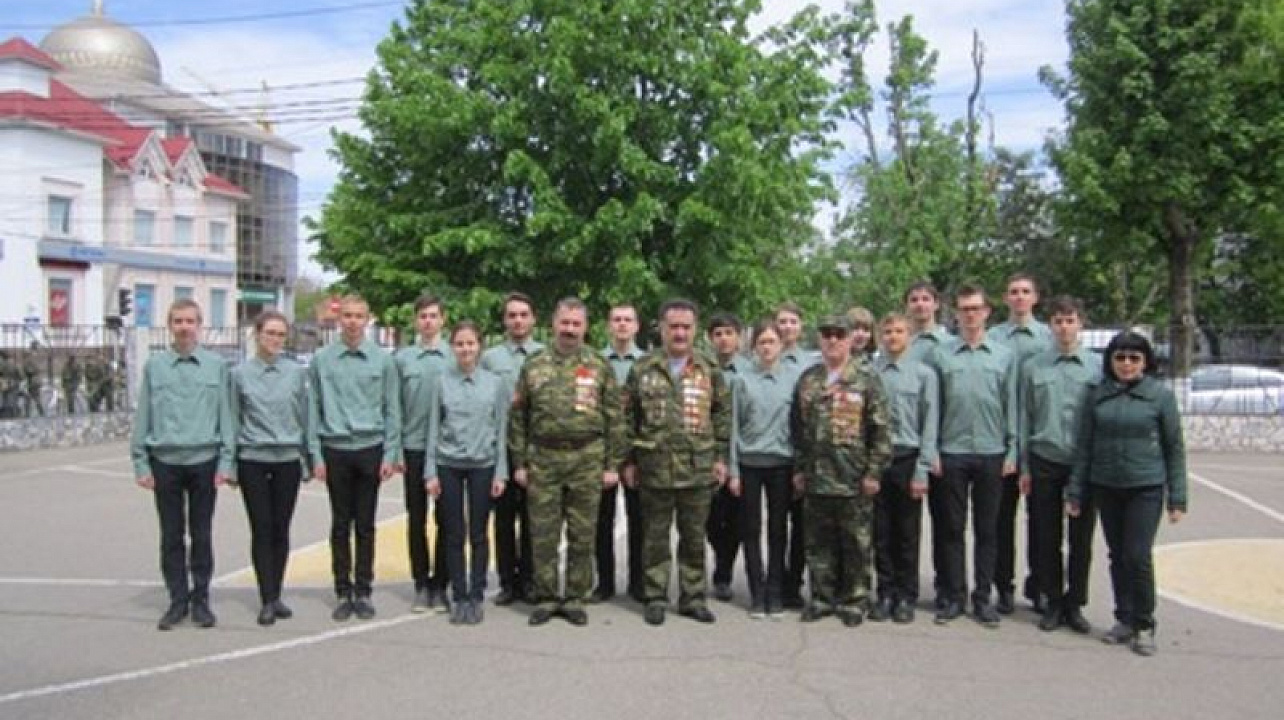 Учащиеся школы № 2 и лицея № 4 – победители окружного этапа конкурса строевой песни