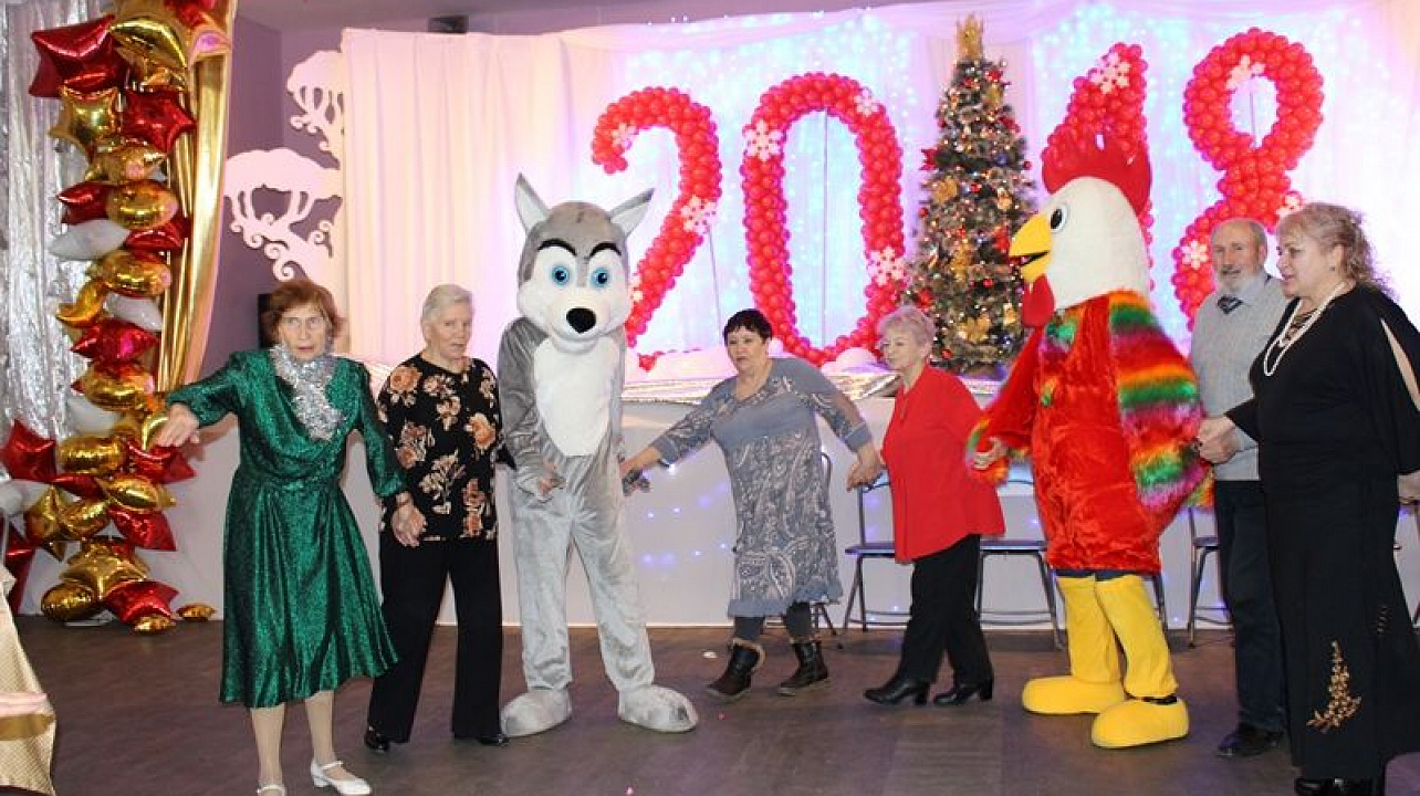 В Центральном округе состоялся  традиционный новогодний бал общественности