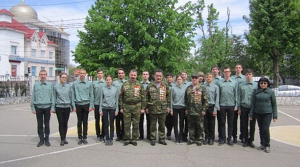 Учащиеся школы № 2 и лицея № 4 – победители окружного этапа конкурса строевой песни