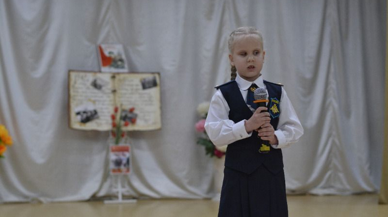 Концерт «Исповедь солдатского сердца» прошел в ДК ВОС.jpg