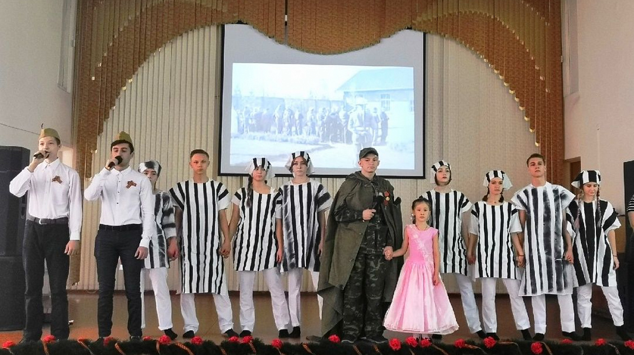 «Воинский долг – честь и судьба!»  под таким названием состоялся смотр-конкурс среди студентов торгово-экономического колледжа г. Краснодара