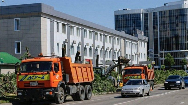 В Краснодаре идут работы по строительству переезда через улицу Ставропольскую