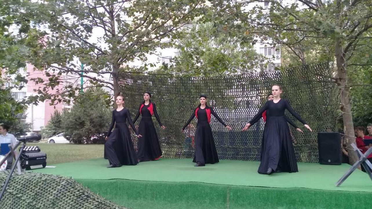 В Юбилейном микрорайоне прошел концерт ко Дню памяти и скорби