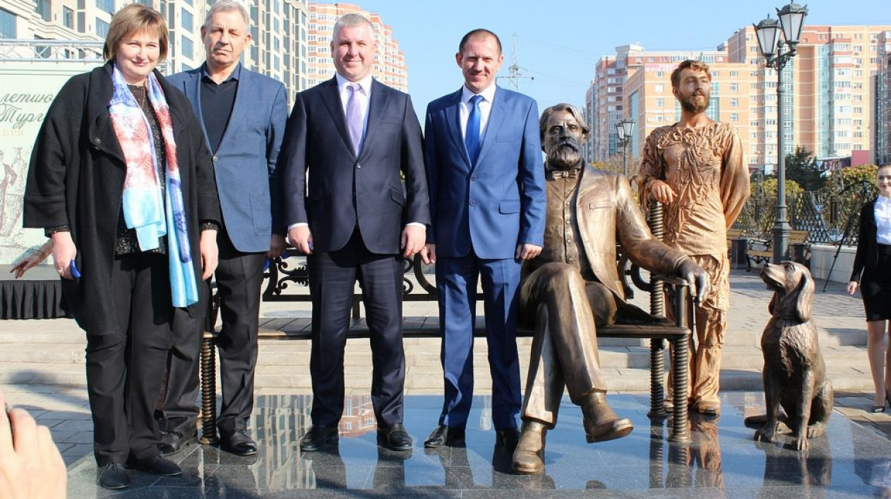В Краснодаре открыт памятник И. С. Тургеневу