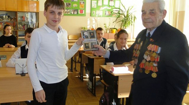 В гимназии № 18 продолжаются встречи с ветеранами Великой Отечественной войны