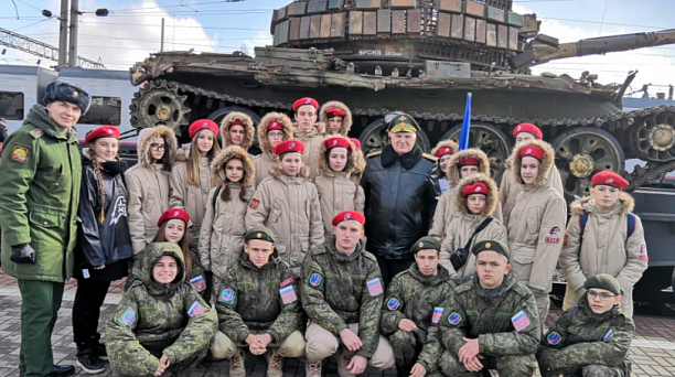 Воспитанники Детского морского центра приняли участие в акции «Сирийский перелом»