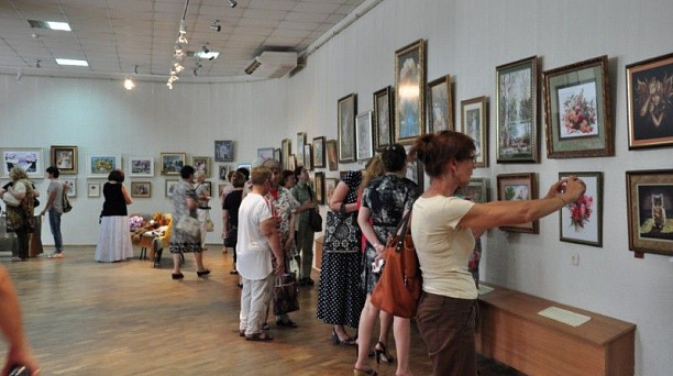 Открылась выставка  «МИР ЖЕНЩИНЫ»