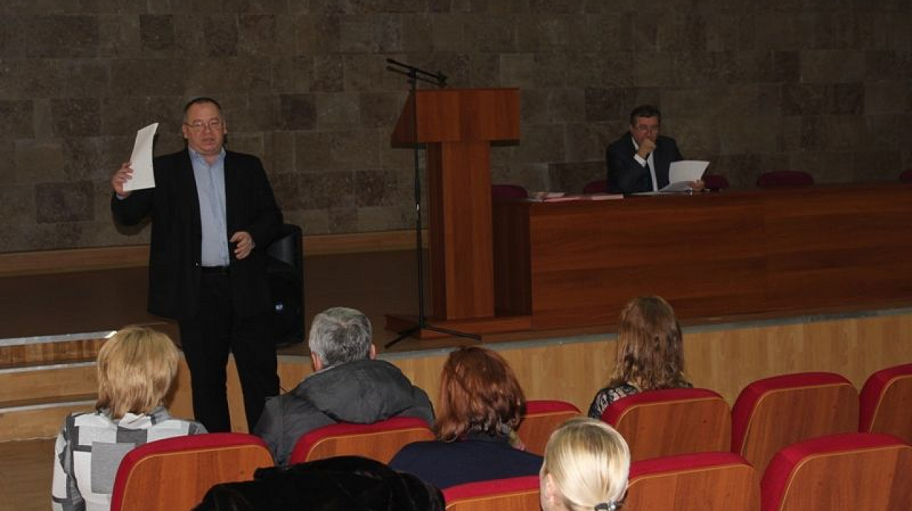 В администрации Центрального округа состоялось совещание по вопросу новогоднего оформления учреждений культуры