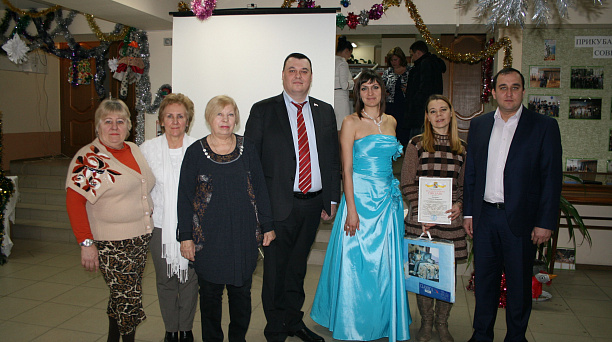 В Прикубанском округе чествовали победителей конкурса «Новогодняя фантазия»