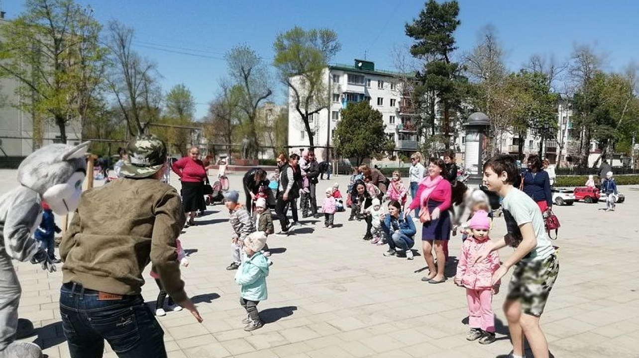 В Центральном округе состоялось окружное мероприятие «Листая военную летопись»