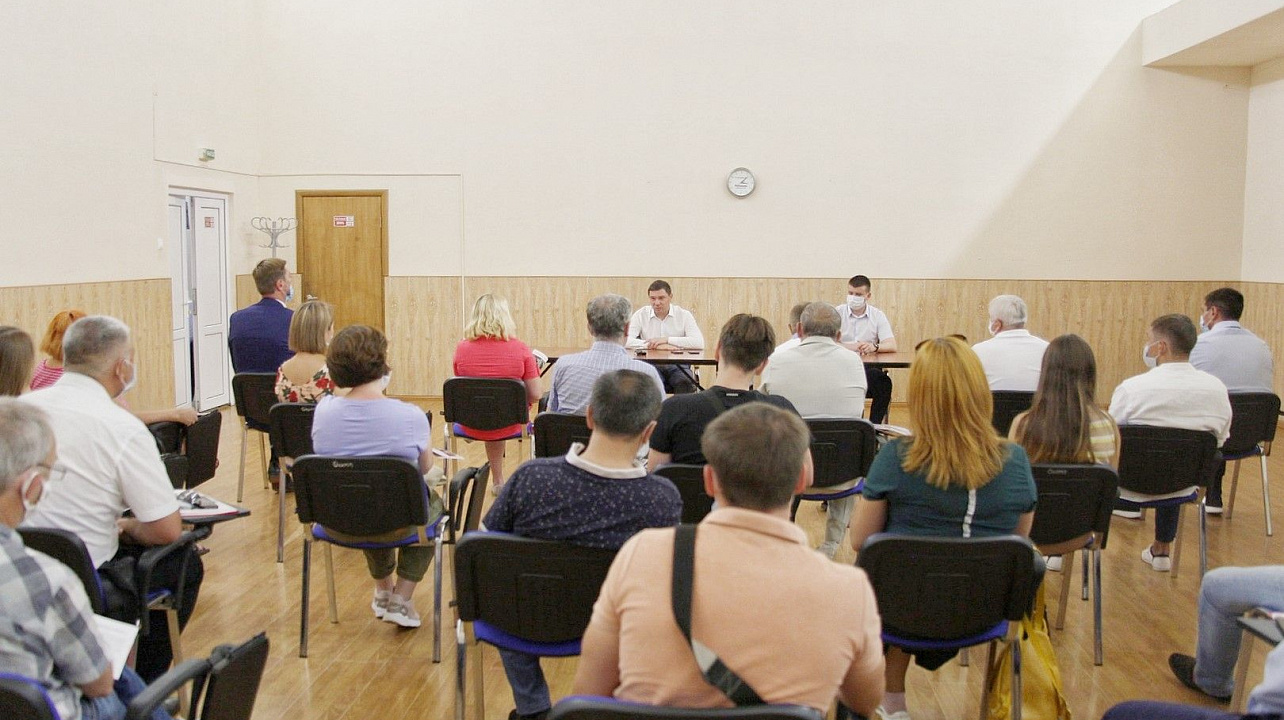 Евгений Первышов встретился с руководителями спортивных федераций Краснодара