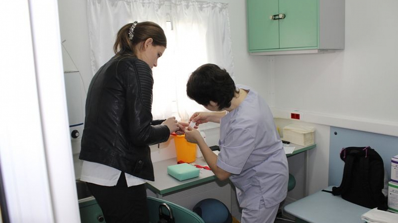 Жители Центрального округа прошли обследование в Мобильном центре Краевой клинической больницы №1 им. проф. С.В.Очаповского