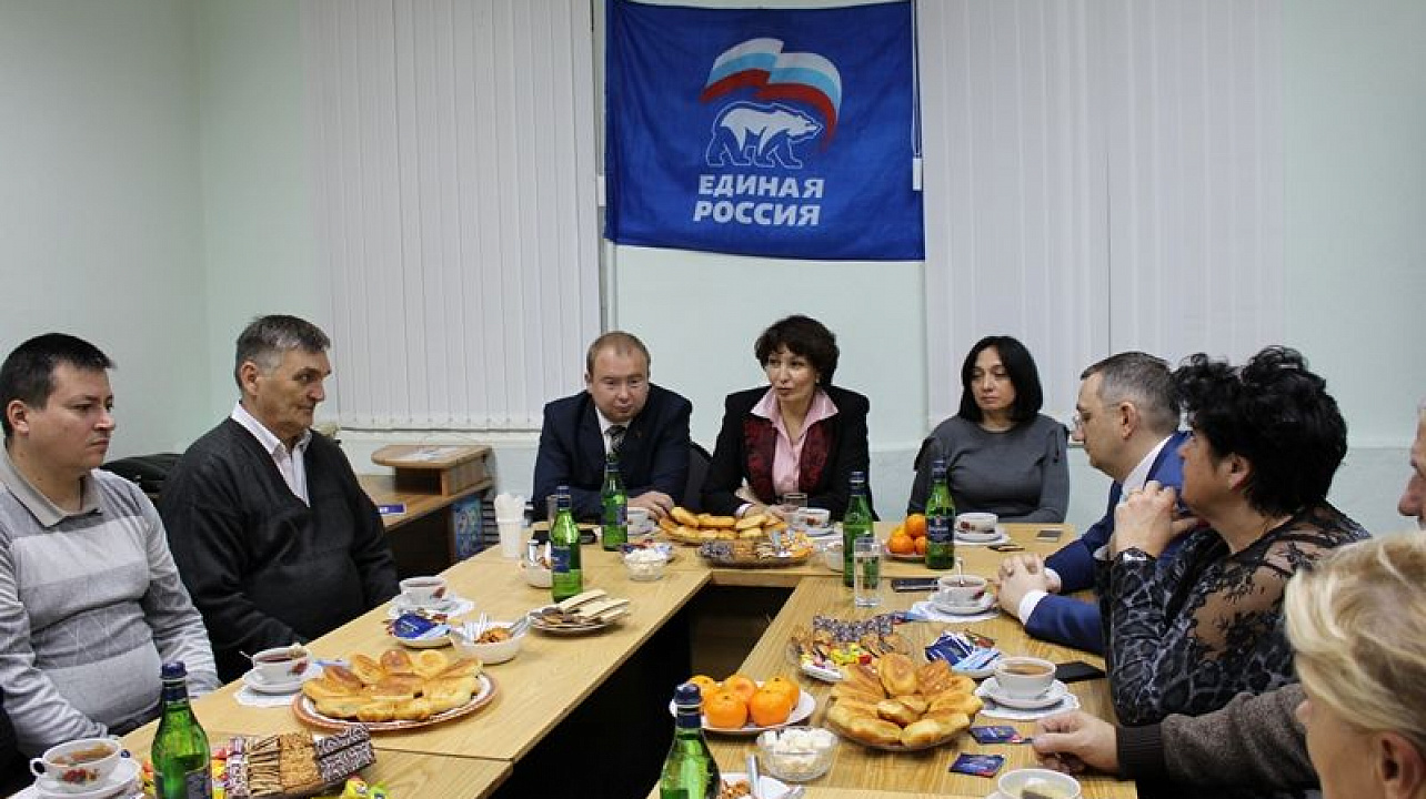 В Центральном округе отметили 16 день рождения партии «Единая Россия»