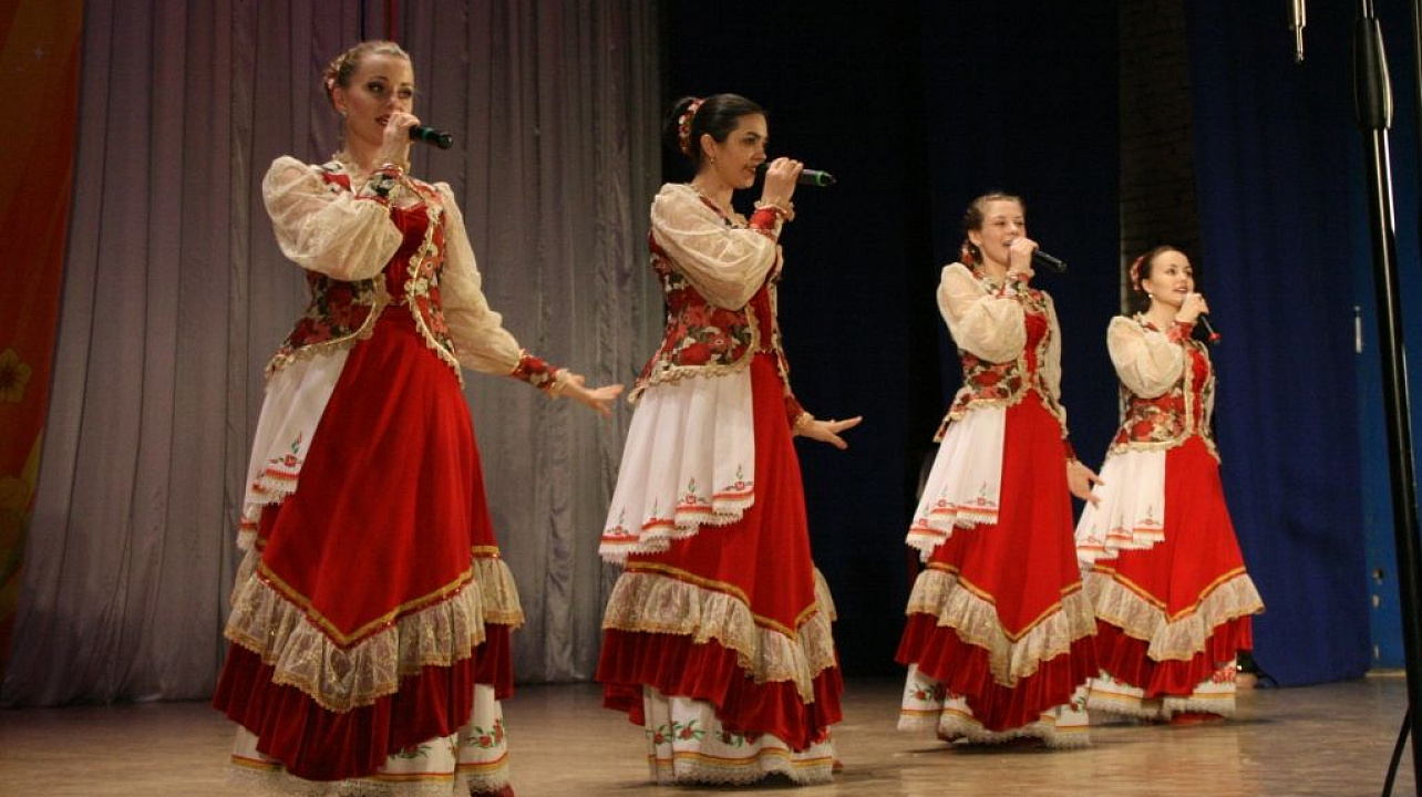 В Прикубанском округе поздравили женщин с Международным женским днем