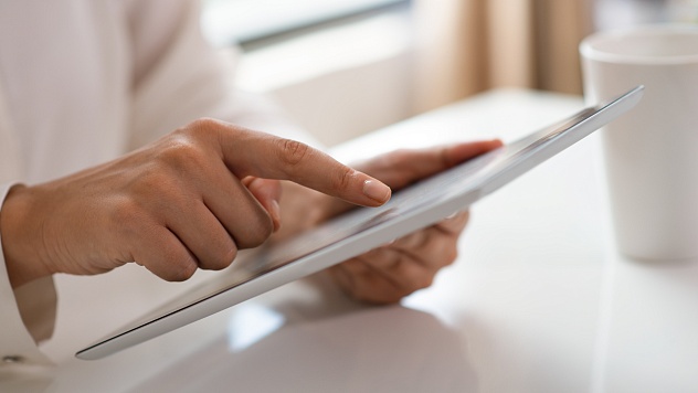 Представить налоговую декларацию по форме 3-НДФЛ можно дистанционно