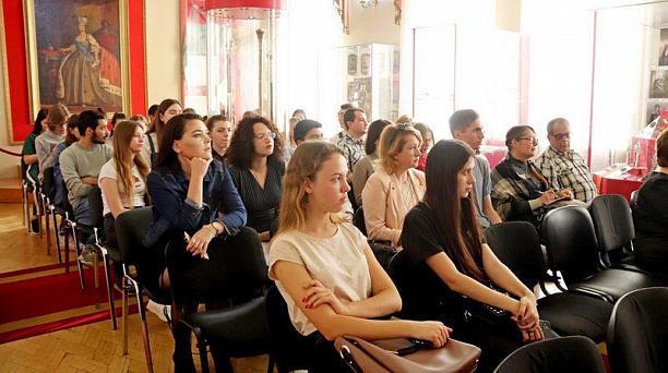 Музей и Пресса