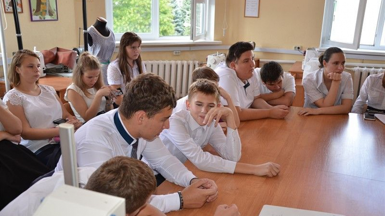 Под руководством «Содружества» прошел мастер-класс Анатолия Мельникова в школе №21.jpg