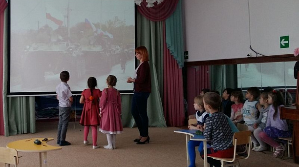 В детском саду № 168 прошла викторина «Наша армия сильна»