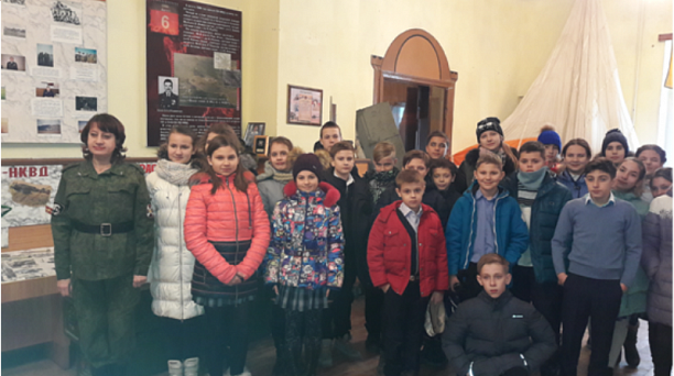 Учащиеся школы № 10 побывали на экскурсии в музее войсковой части №3692