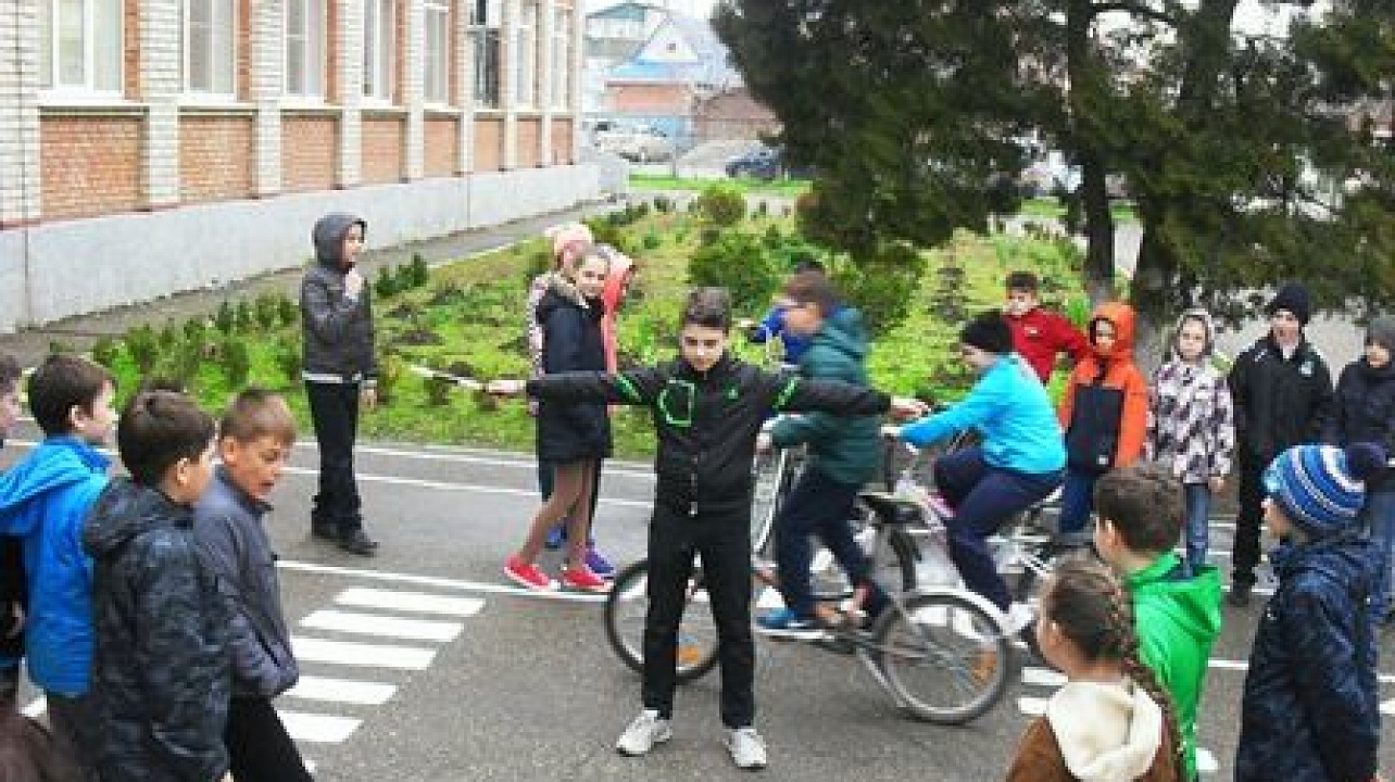 В школе Западного округа прошли соревнования