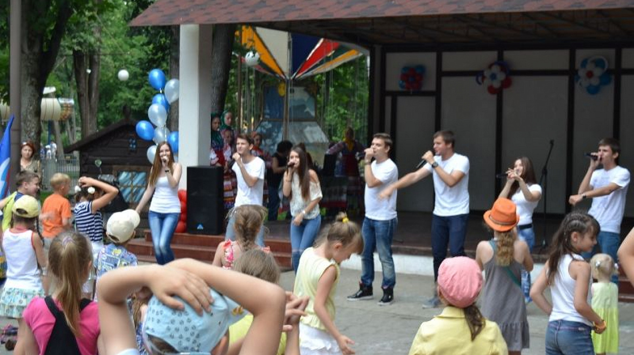 В Центральном округе прошел праздник, посвященный Дню России