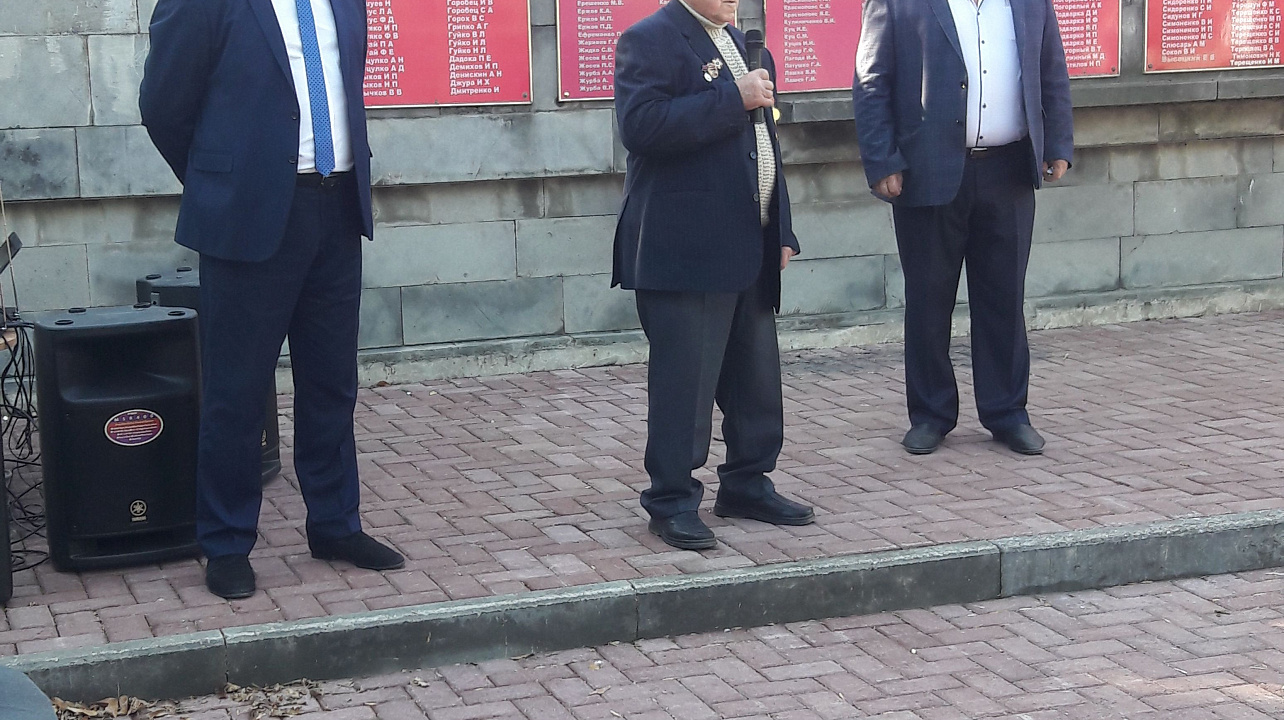 В Прикубанском округе прошли торжественные митинги, посвященные 75-й годовщине освобождения Краснодарского края от немецко-фашистских захватчиков