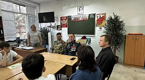 Депутат Максим Жмутский и участники боевых действий провели встречу со студентами