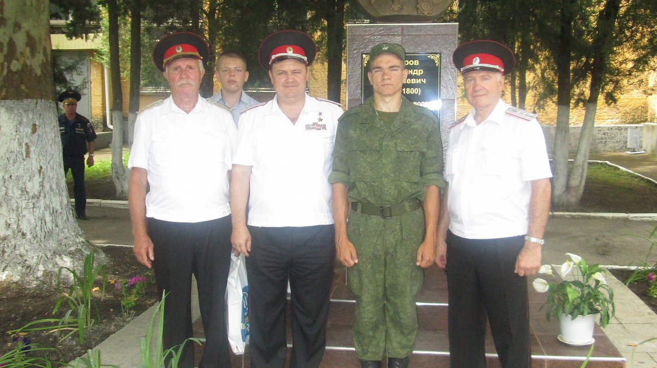 Краснодарские казаки приняли участие в открытии памятника А.В.Суворову