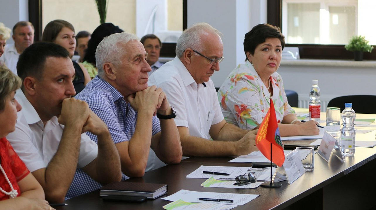 Консультативный совет общественных объединений провел заседание в новом ресурсном центре Краснодара.jpg